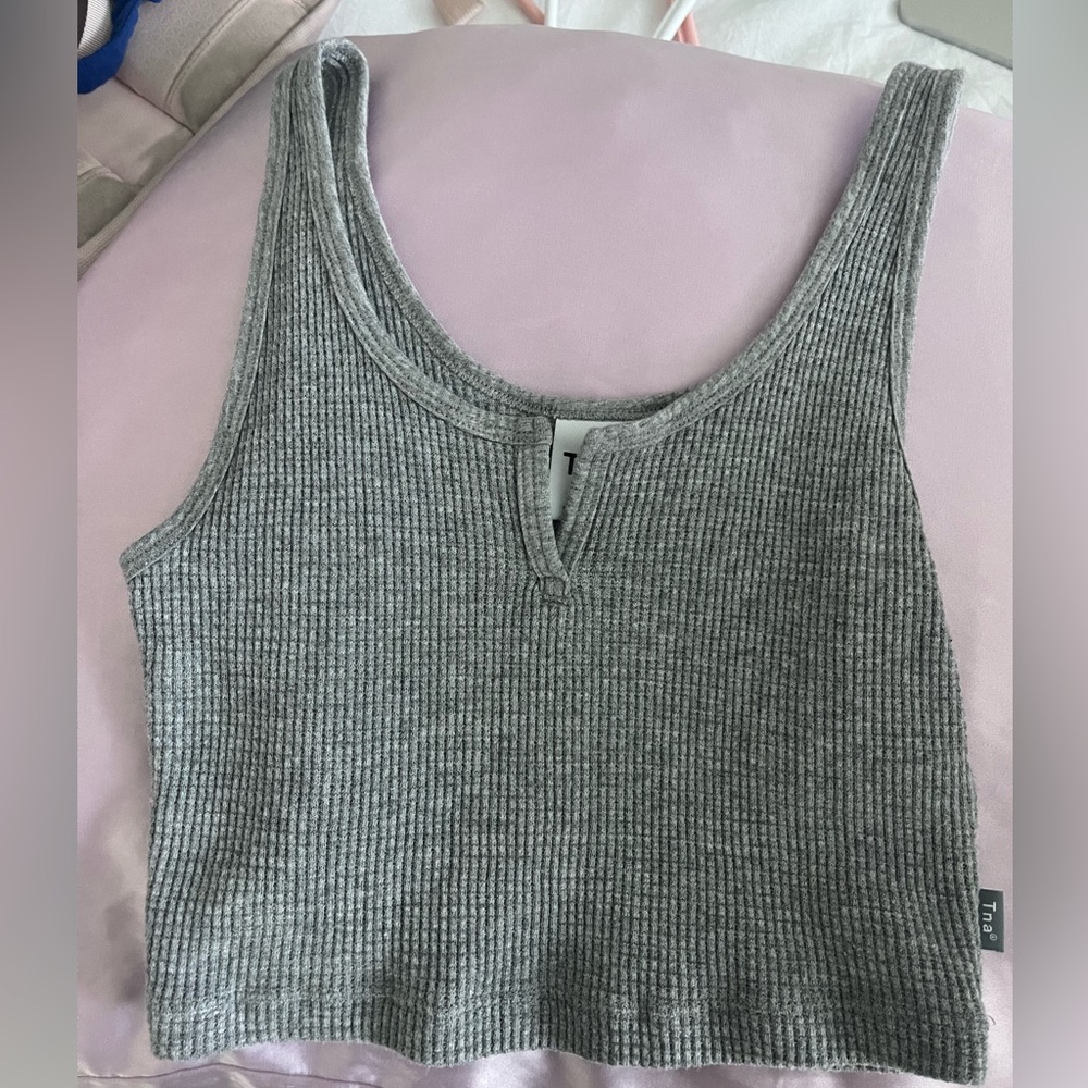 Aritzia TNA grey notch tank top XXS Perfect condition